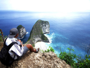 view Kelingking Beach Nusa Penida