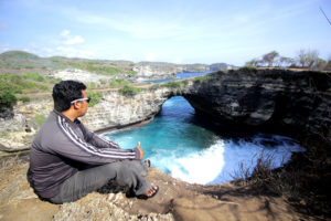 Broken Beach Nusa Penida@daytripnusapenida.com