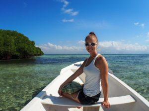 Manggrove Forest Nusa Lembongan@daytripnusapenida.com