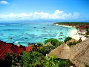 Mushroom Beach Nusa Lembongan@daytripnusapenida.com