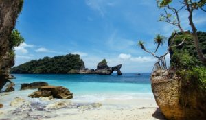 Pantai Atuh Nusa Penida@daytripnusapenida.com