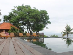 swimming pool Manta Cottages With Sea View