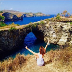 Brokenbeach@daytripnusapenida.com,,
