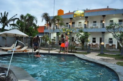 swiming pool Cemara’s Beach Homestay